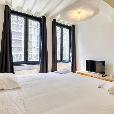 Apartment France - Vue Eglise Saint-maclou